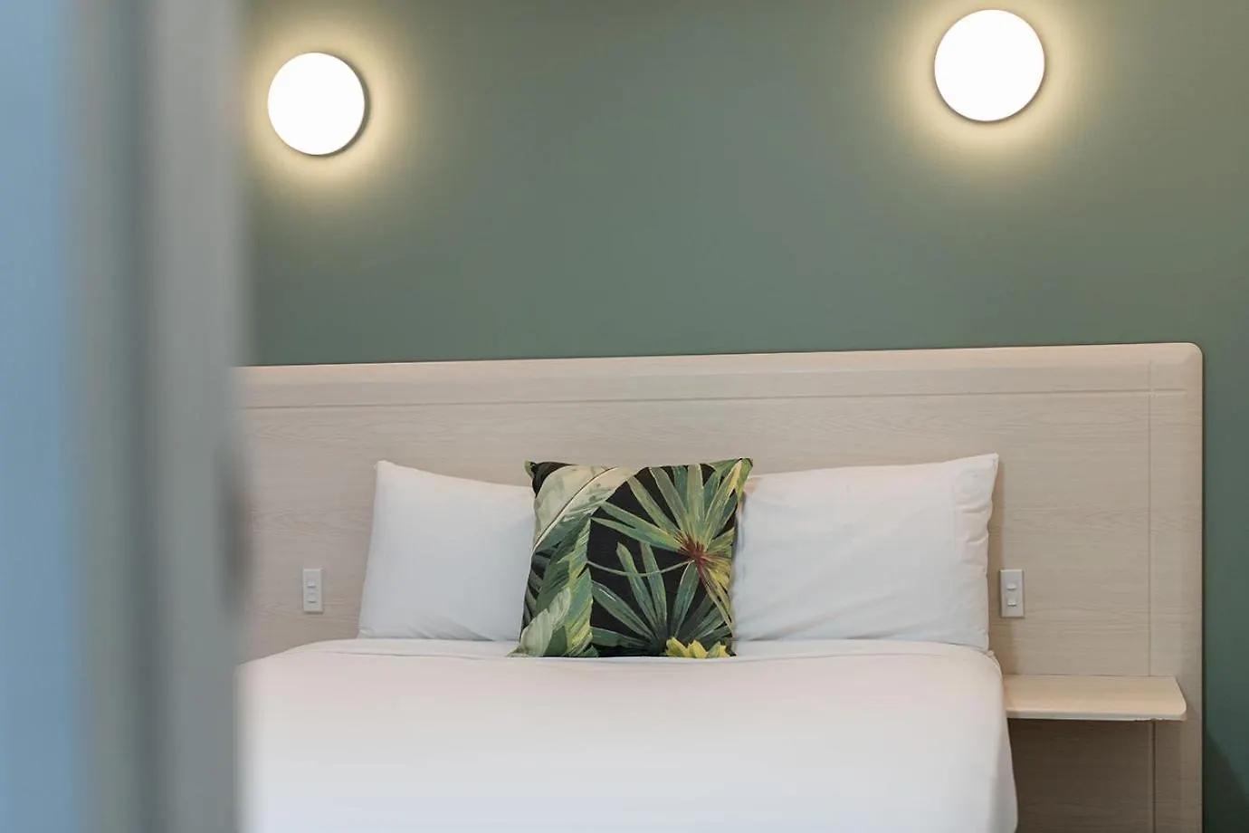 Mercure Wellington Central City Hotel And Apartments 3*,  New Zealand