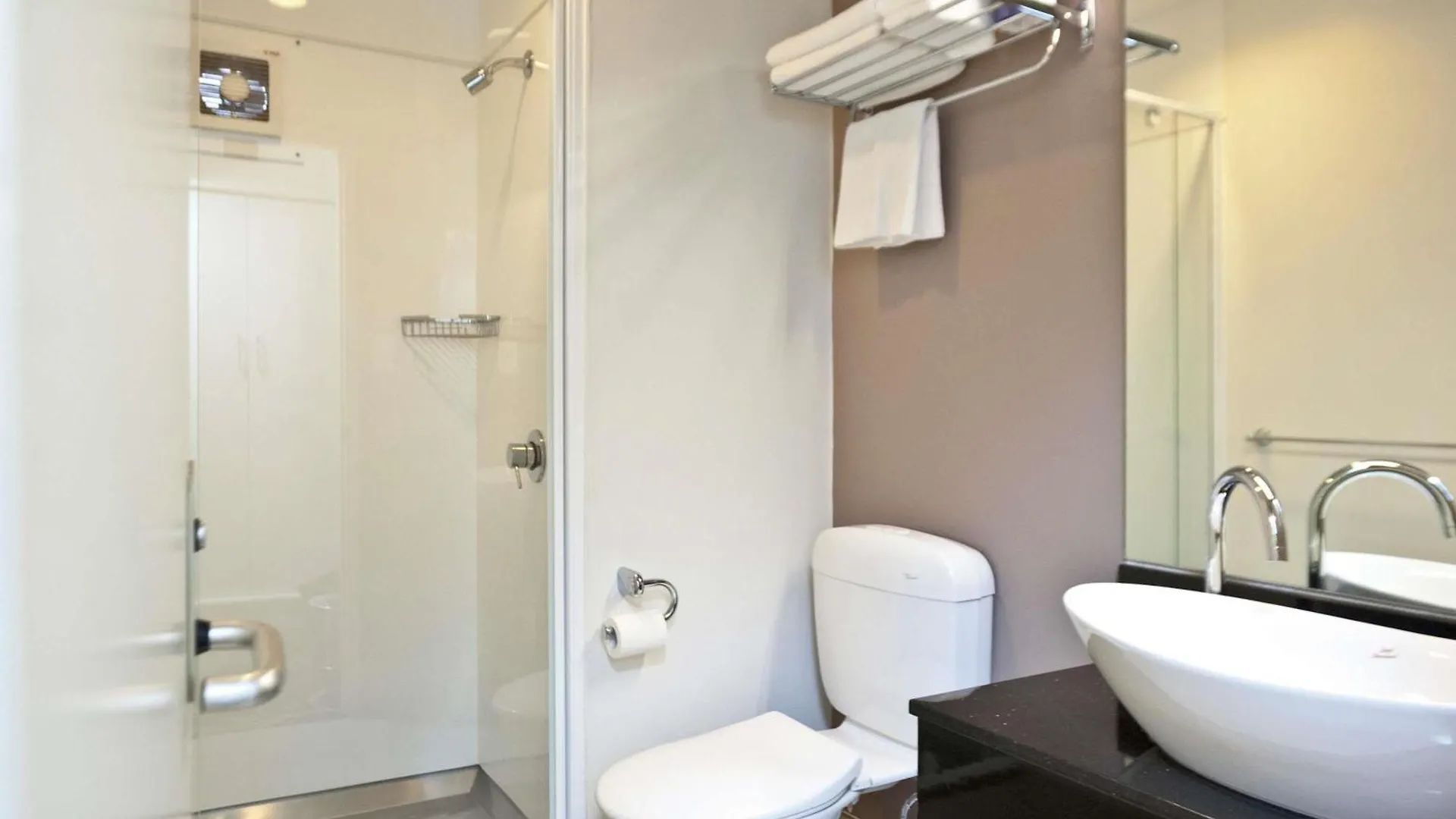 Mercure Wellington Central City Hotel And Apartments Апарт-отель