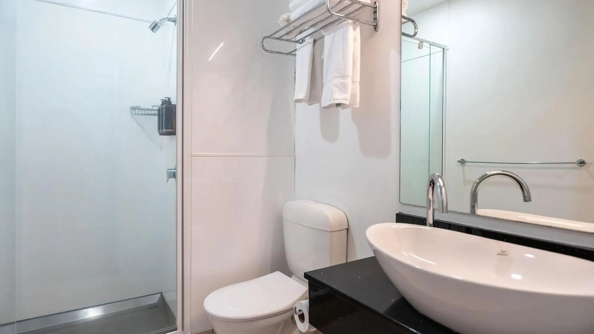 Mercure Wellington Central City Hotel And Apartments 3*,  Новая Зеландия