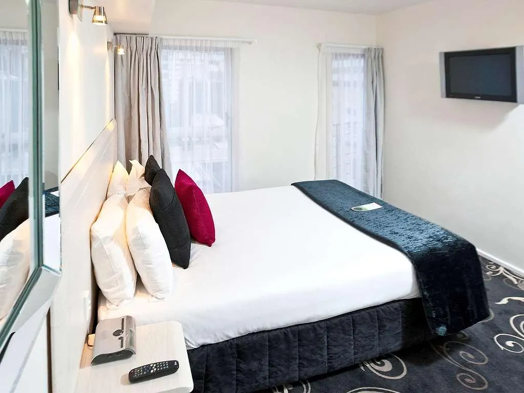 Mercure Wellington Central City Hotel And Apartments 3*,