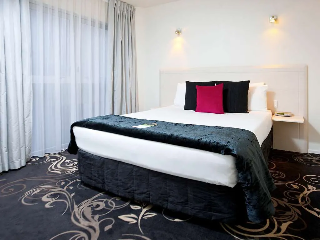 Mercure Wellington Central City Hotel And Apartments 3*,