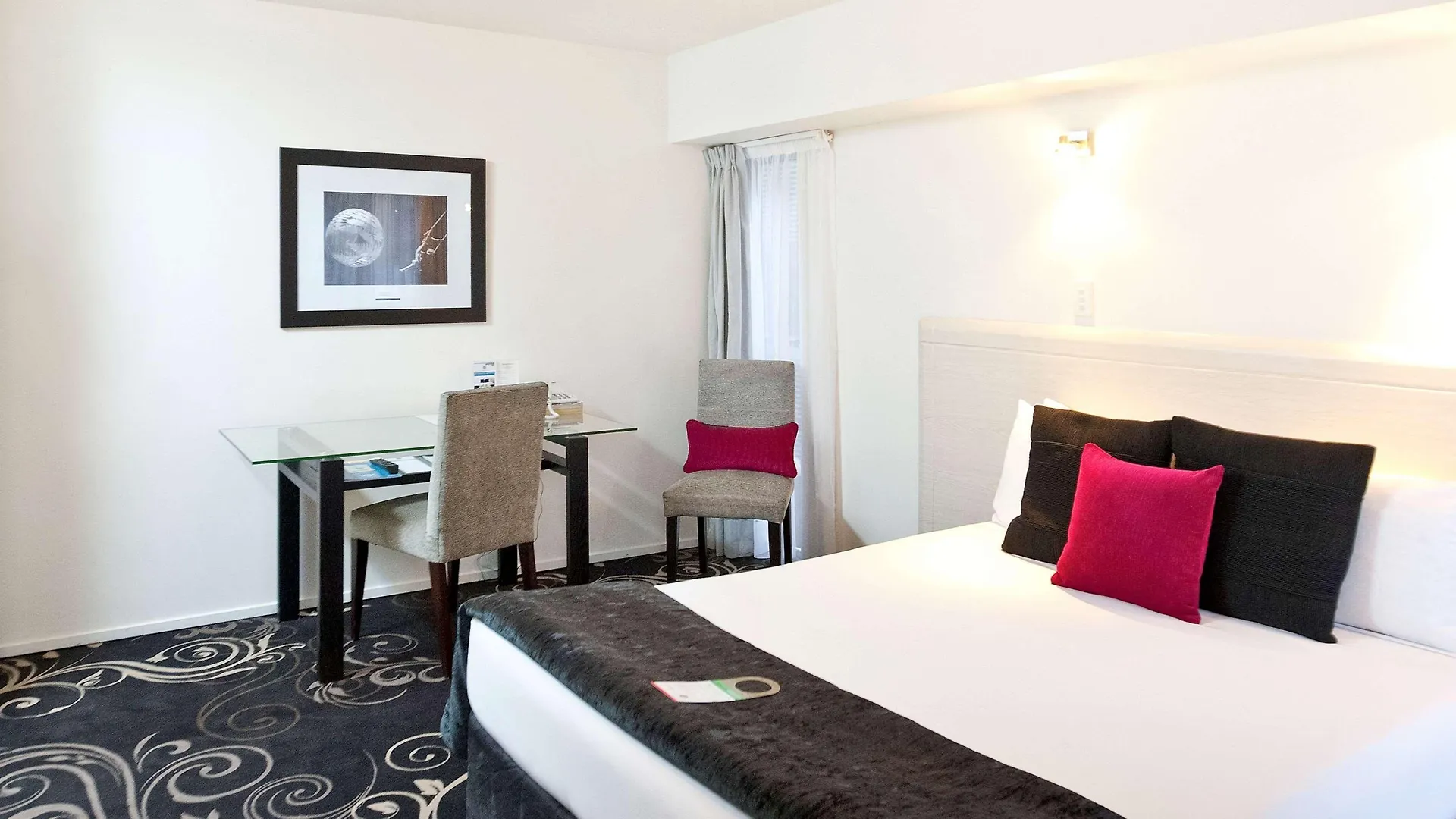 Mercure Wellington Central City Hotel And Apartments