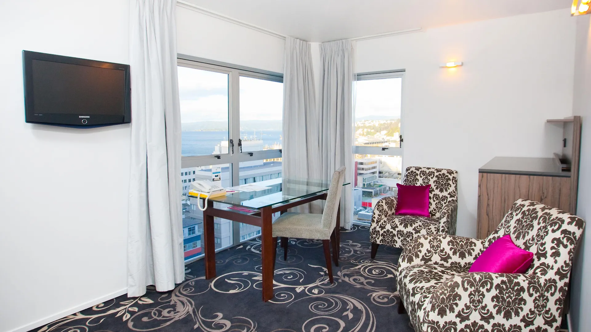 Mercure Wellington Central City Hotel And Apartments 3*,  New Zealand