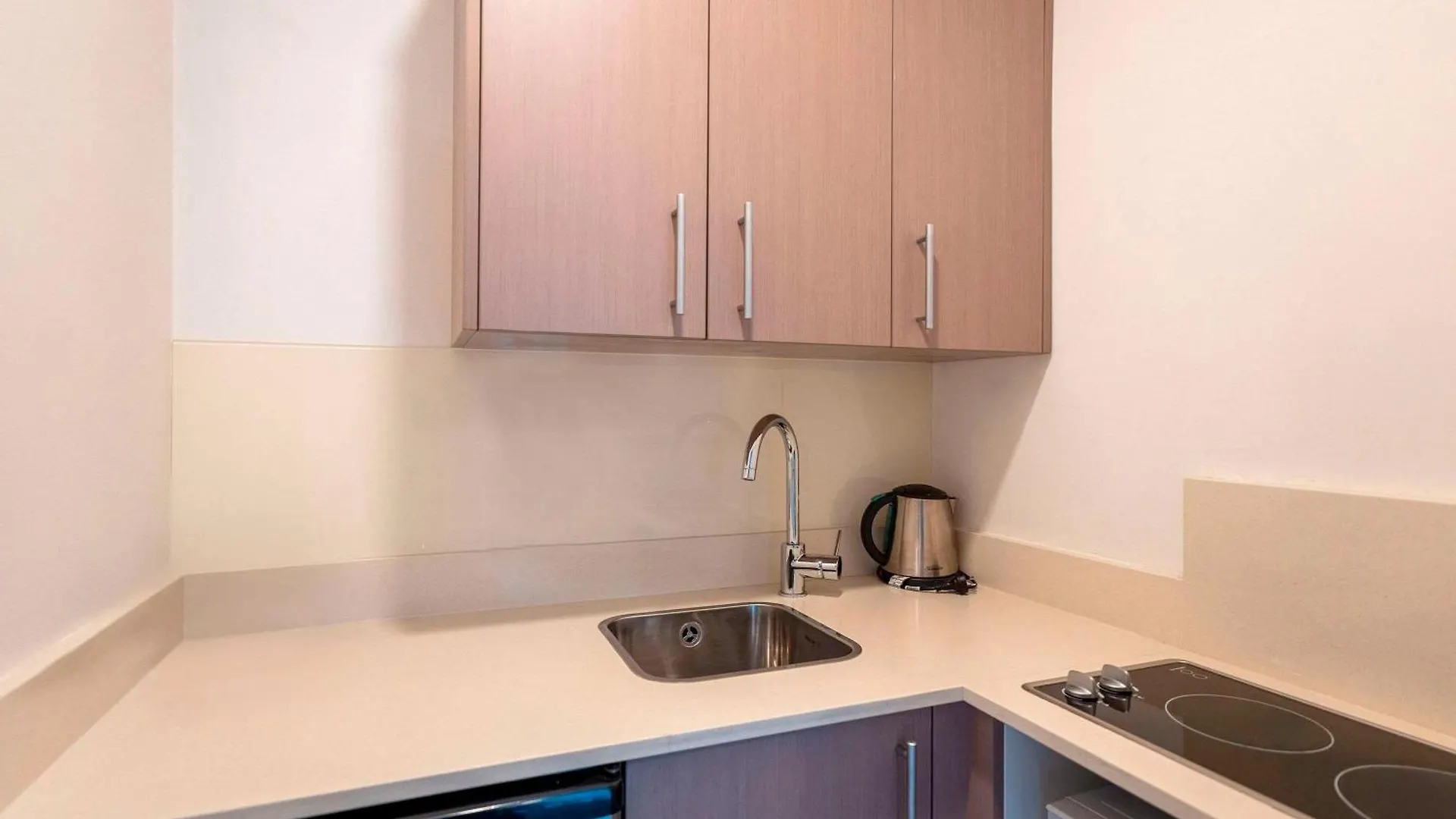 Aparthotel Mercure Wellington Central City Hotel And Apartments