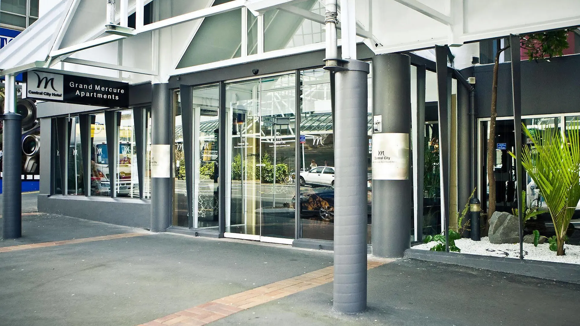 Mercure Wellington Central City Hotel And Apartments